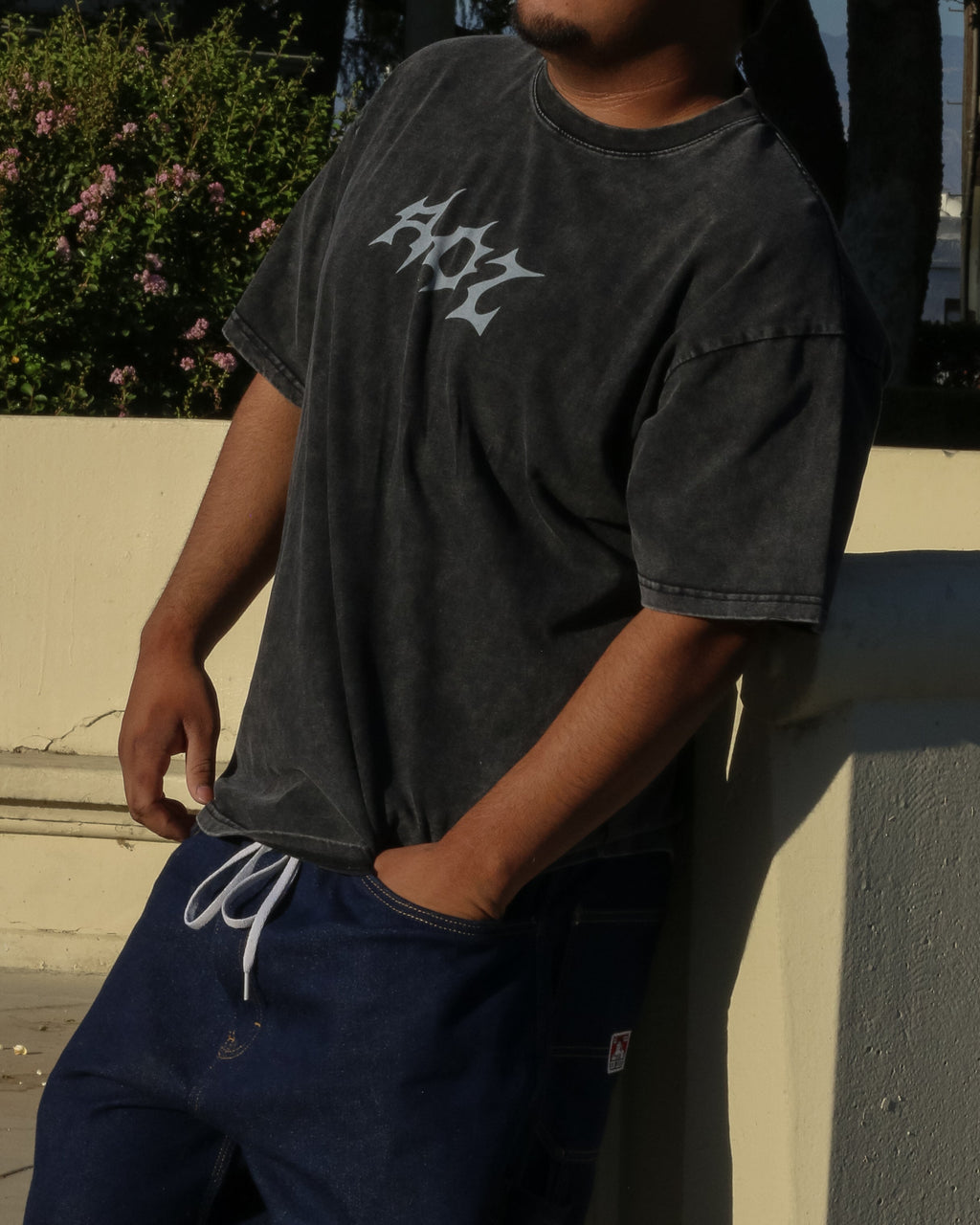 KNGHT WHITE Tee